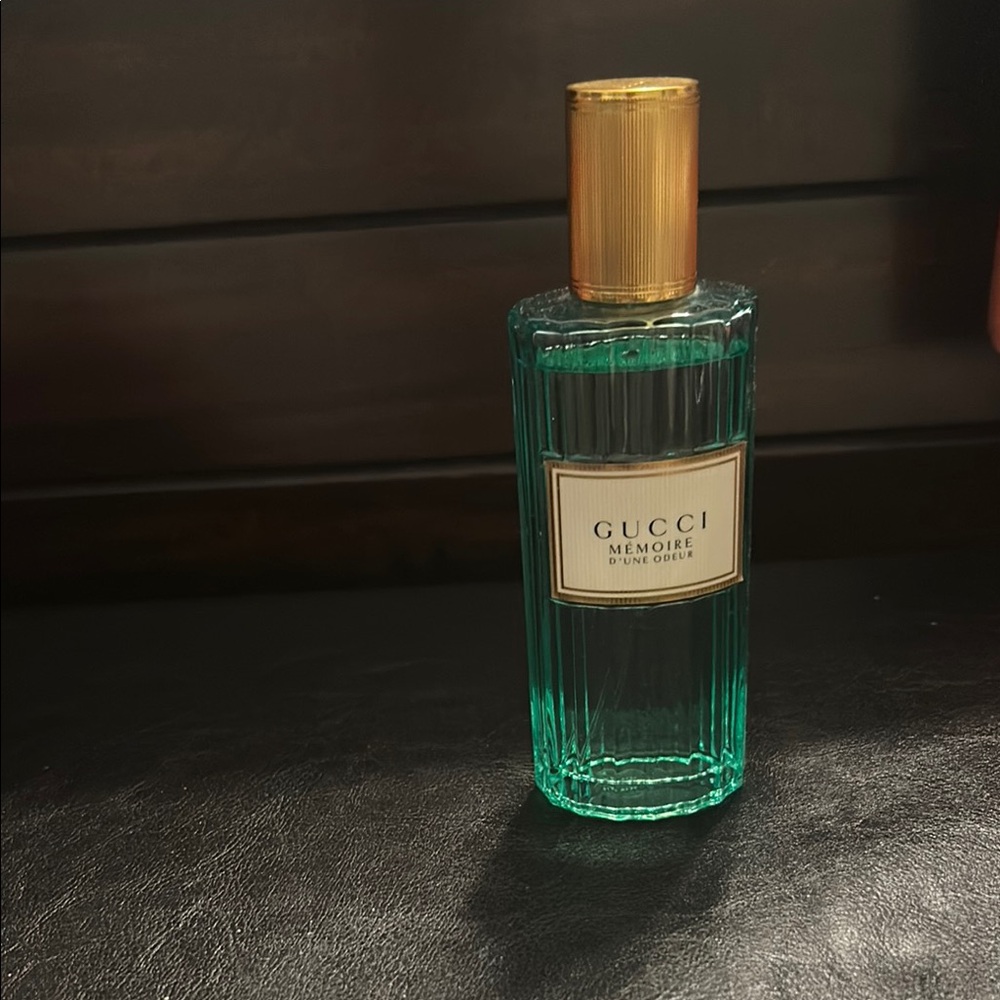 Gucci Mémoire d'une Odeur in Green with Gold Cap